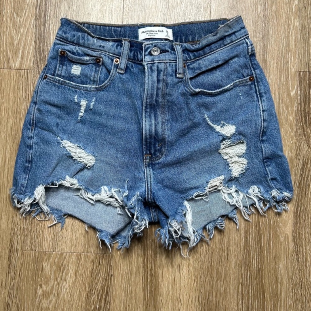 Abercrombie High Rise Mom Shorts